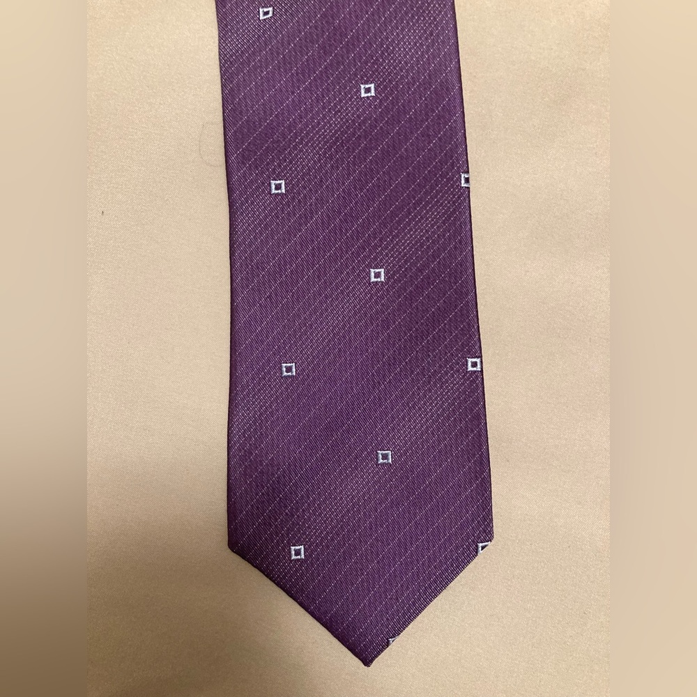 Kenneth Cole Deep Purple Patterned Tie